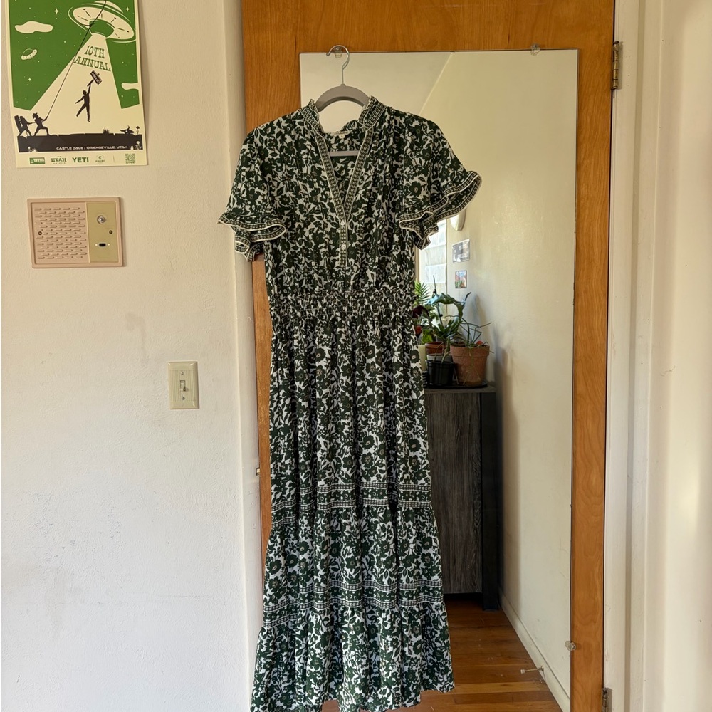 Max Studio Green and White Floral Maxi Dress